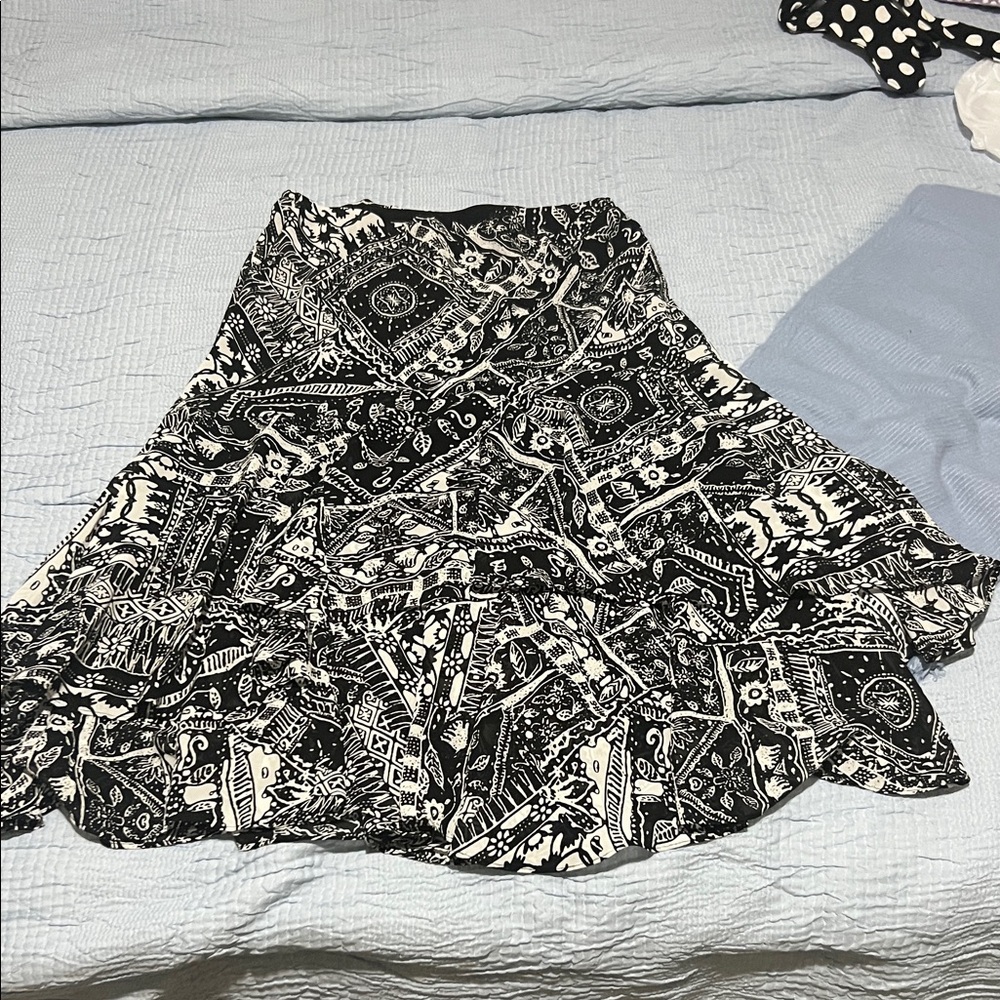 Chaps Asymmetrical Black and White Skirt